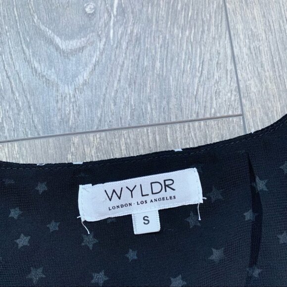 Revolve WYLDR In Your Eyes Star Print Romper Playsuit Jumpsuit Navy Blue V-neck - Picture 13 of 16